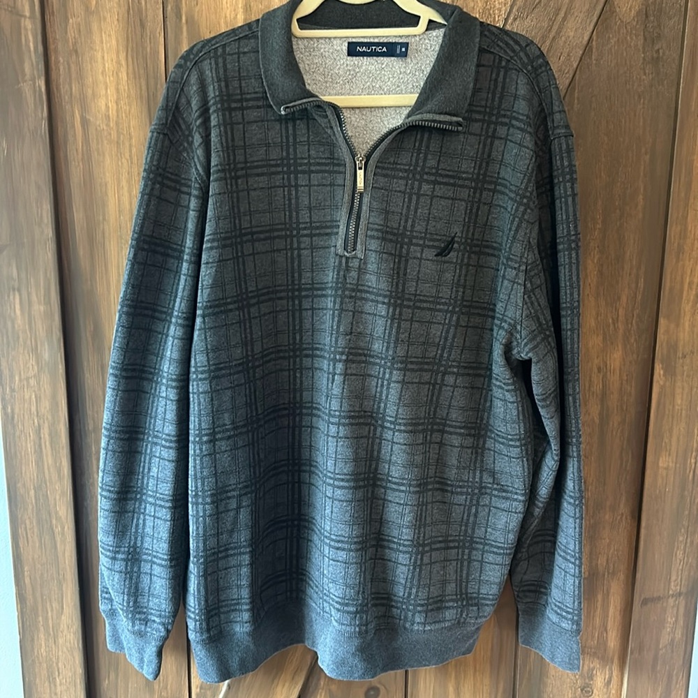 Men’s Nautica pullover size xxl